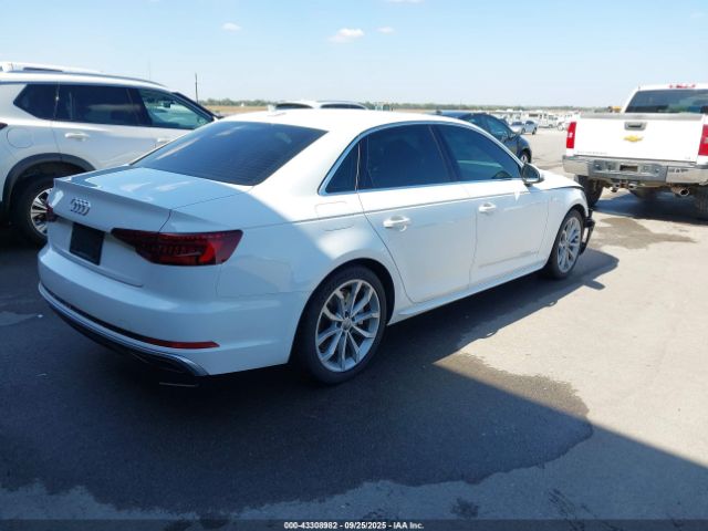 2019 AUDI A4 WAUDNAF41KN018478 Photo 3