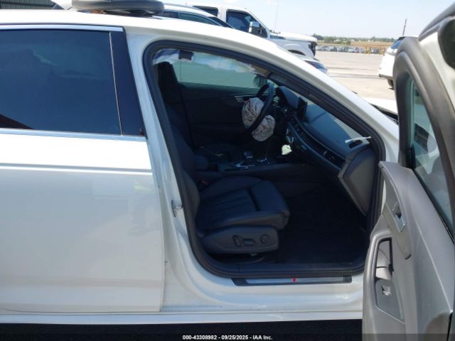 2019 AUDI A4 WAUDNAF41KN018478 Photo 4