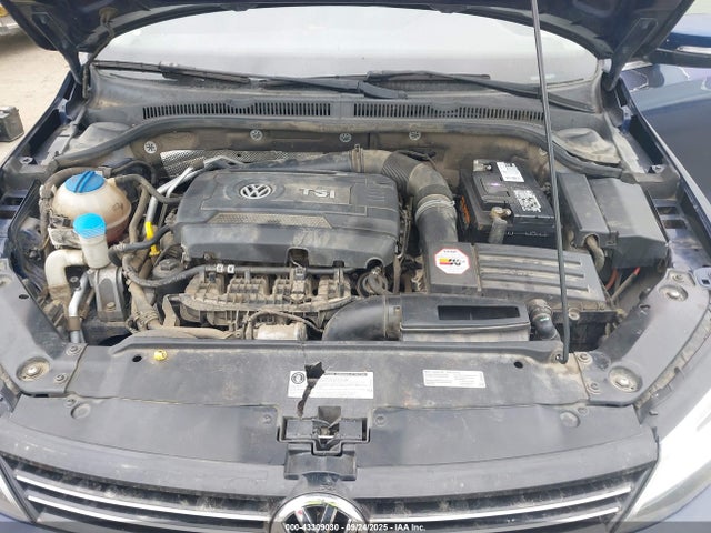 3VWD17AJ2EM423789 Volkswagen 2014