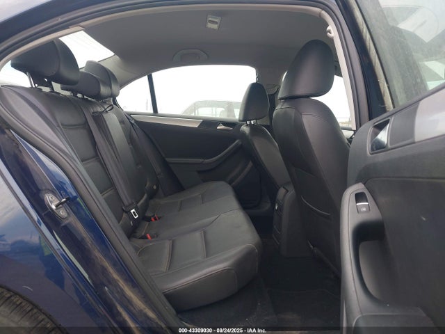 3VWD17AJ2EM423789 Volkswagen 2014
