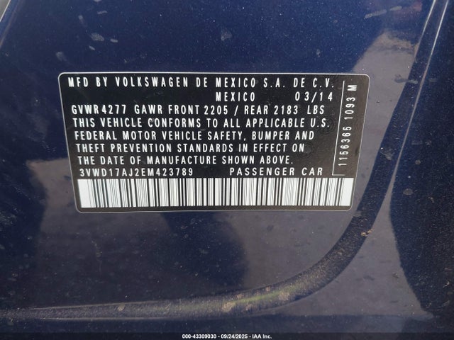 3VWD17AJ2EM423789 Volkswagen 2014