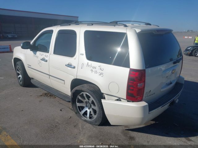 2013 CHEVROLET TAHOE 1GNSKCE07DR368911 Photo 2