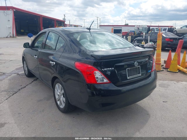 3N1CN7AP0EL847360 Nissan 2014