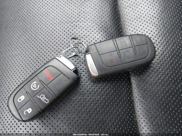 1C4RJFBG9KC693539 Jeep 2019
