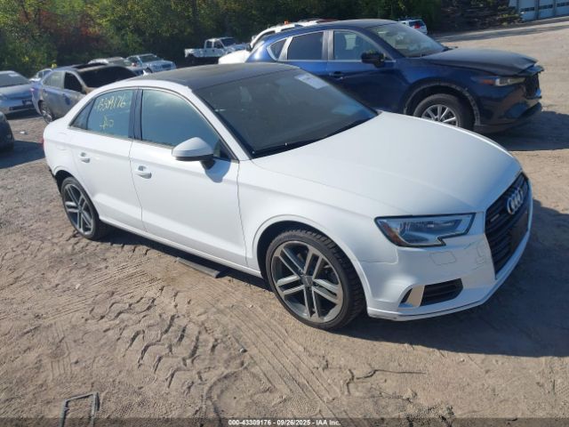 2017 AUDI A3 WAUB8GFFXH1057556