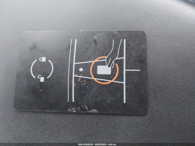 2023 TESLA MODEL Y 7SAYGDEE8PF893611 Photo 10