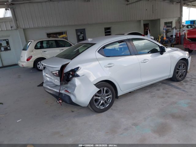 2019 TOYOTA YARIS 3MYDLBYV1KY522618 Photo 3