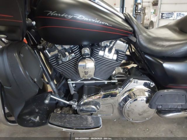 2013 HARLEY-DAVIDSON FLTRX 1HD1KHM16DB672170 Photo 8