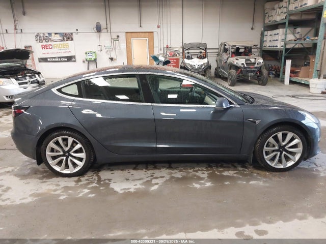 Tesla MODEL 3 2018 5YJ3E1EA3JF035592 Image 21