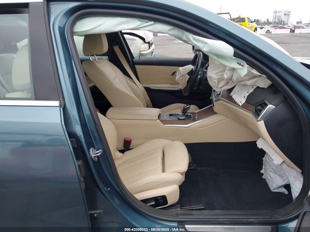 Auction sale of the 2020 Bmw 330i, vin: 3MW5R1J01L8B31963, lot number: 43309333