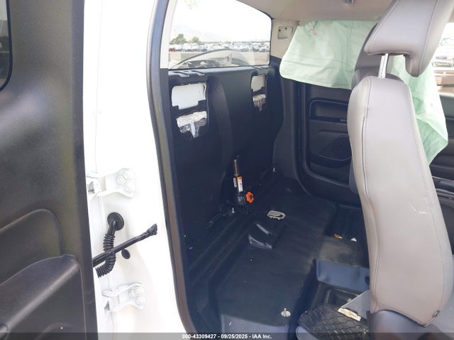 Chevrolet Colorado Wt 2018 1GCHSBEA5J1140227 Image 8