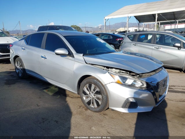 Nissan Altima 2.5 S 2019 1N4BL4BV3KC161207 main image