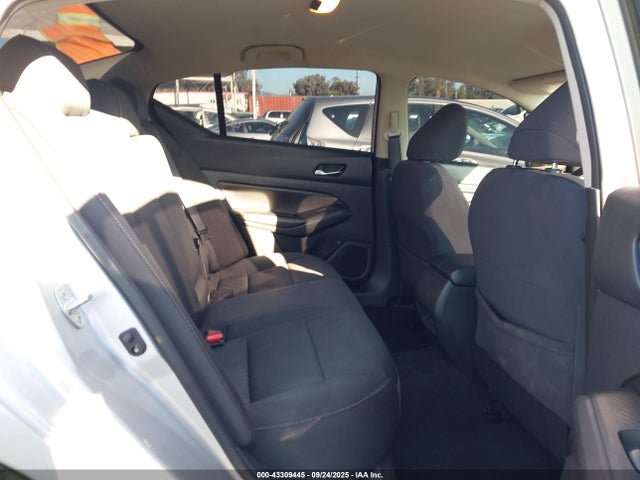Nissan Altima 2.5 S 2019 1N4BL4BV3KC161207 Image 8