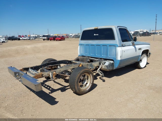 1986 GMC C1500 1GTDC14H5GS531756 Photo 3