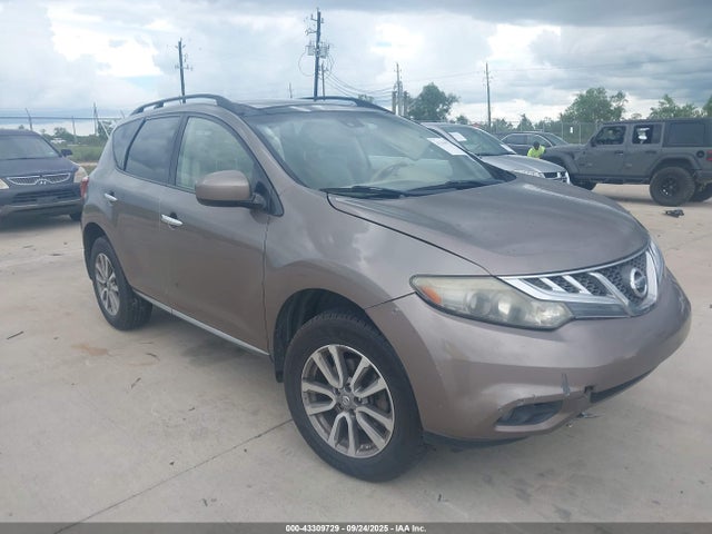 JN8AZ1MU0EW414322 Nissan 2014