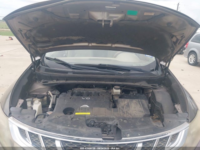 JN8AZ1MU0EW414322 Nissan 2014