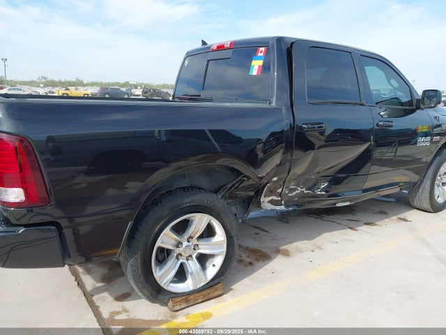 1C6RR6MT2GS369193 RAM 2016