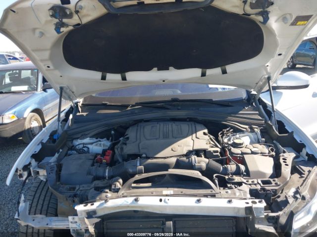 2017 JAGUAR F-PACE SADCM2BV8HA899030 Photo 9