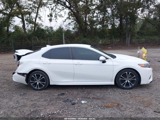 4T1G11AK5LU935900 Toyota CAMRY SE