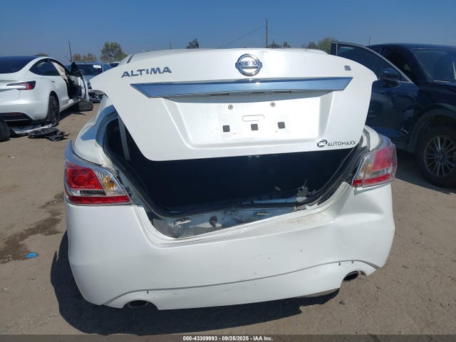 Nissan 2015 2015 1N4AL3AP4FC427672 Image 6
