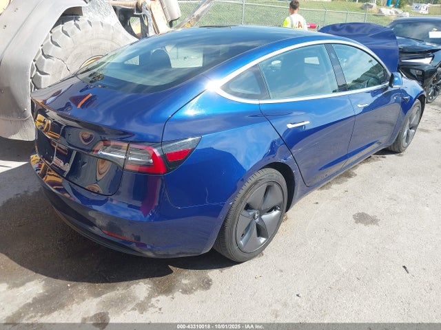 2018 TESLA MODEL 3 5YJ3E1EA8JF041873 Photo 3