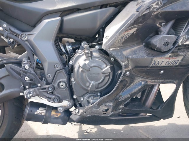 JYARM38Y0PA001558 Yamaha Yzf690