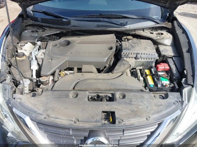 1N4AL3AP8HN319658 Nissan 2017