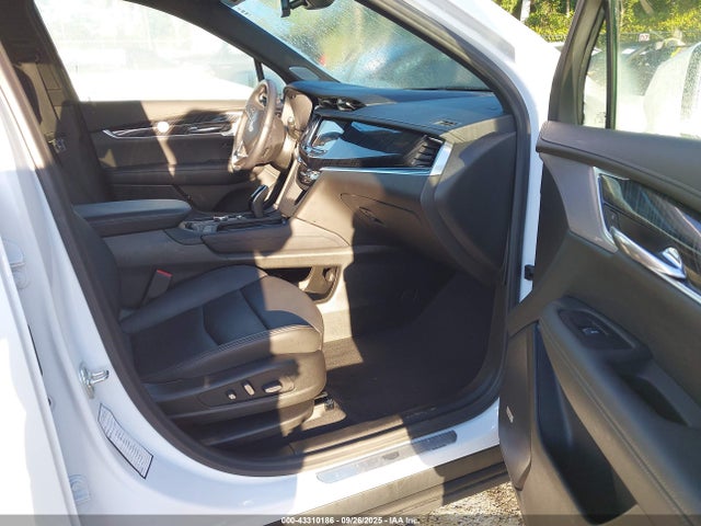 2025 CADILLAC XT6 1GYKPCRS5SZ122792 Photo 4