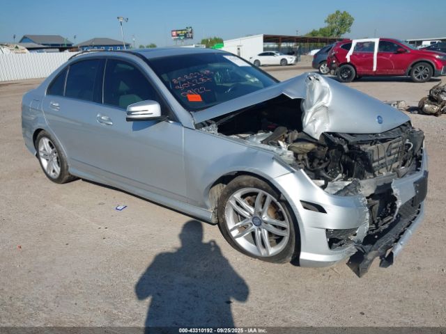 2013 MERCEDES-BENZ C 250 WDDGF4HB2DR301287