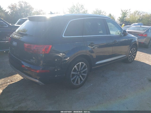2018 AUDI Q7 WA1VAAF7XJD000170 Photo 3
