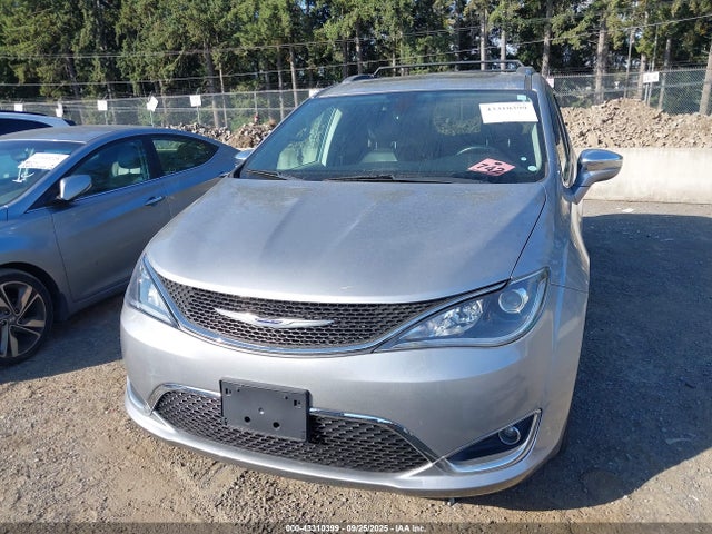 2C4RC1GGXJR185527 Chrysler 2018