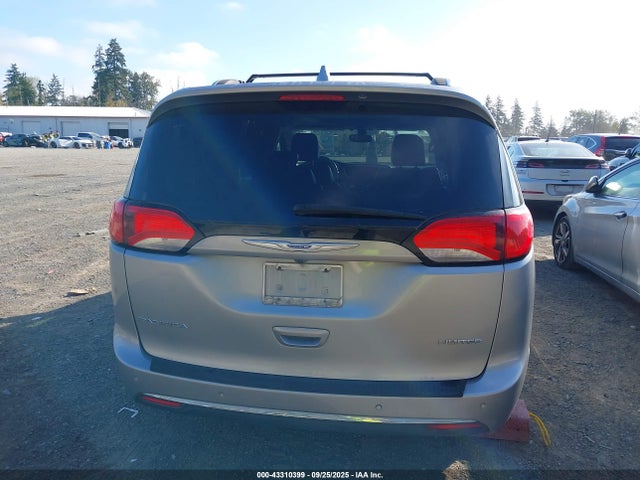2C4RC1GGXJR185527 Chrysler 2018