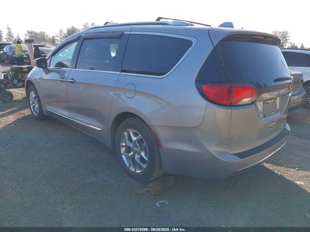 2C4RC1GGXJR185527 Chrysler 2018
