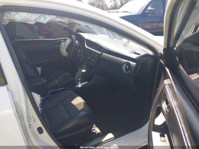 Toyota COROLLA SE 2017 5YFBURHE2HP610081 Image 5