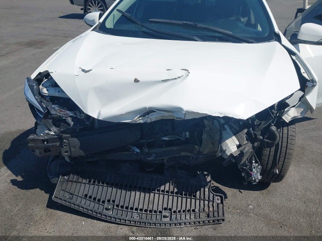 Toyota COROLLA SE 2017 5YFBURHE2HP610081 Image 6