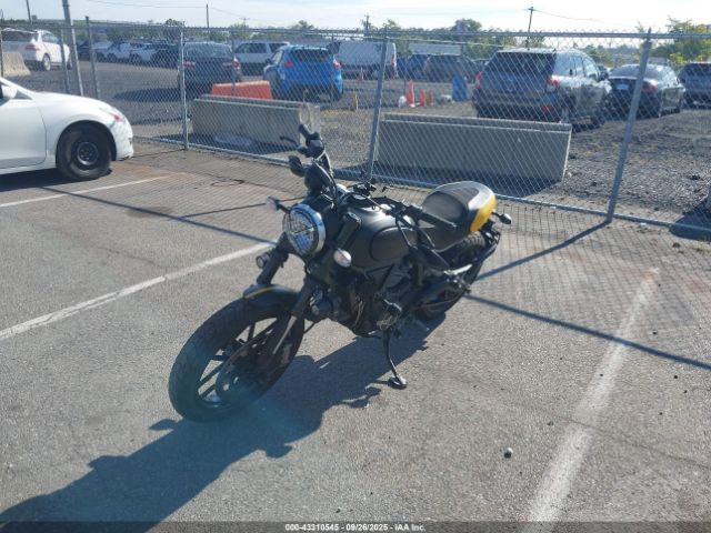 2016 DUCATI SCRAMBLER ML015ANM5GT008224 Photo 1