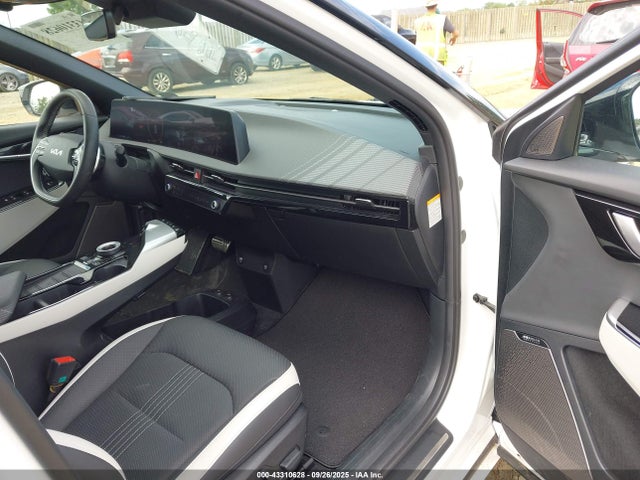 KIA Ev6 Gt-line 2024 KNDC4DLC8R5189396 Image 5