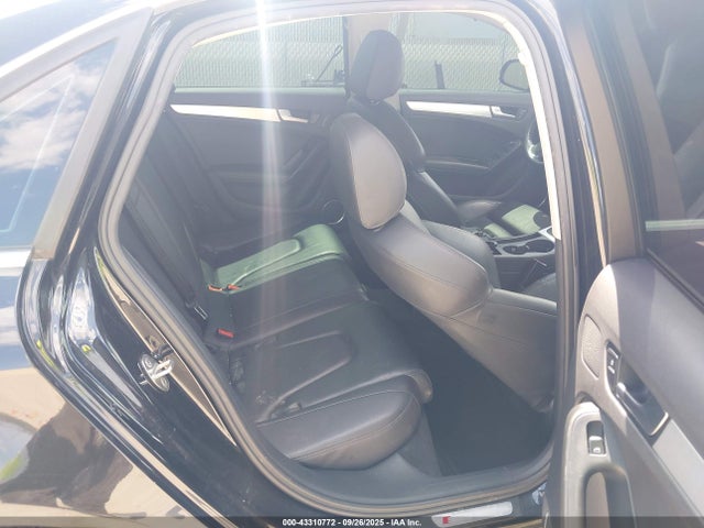 2012 AUDI A4 WAUKFAFL3CN011965 Photo 7