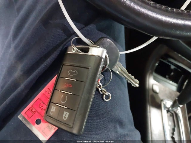 2010 CADILLAC DTS 1G6KA5EY7AU124491 Photo 10