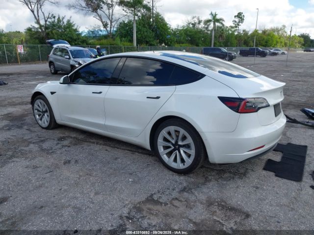 2022 TESLA MODEL 3 5YJ3E1EB7NF110423 Photo 2