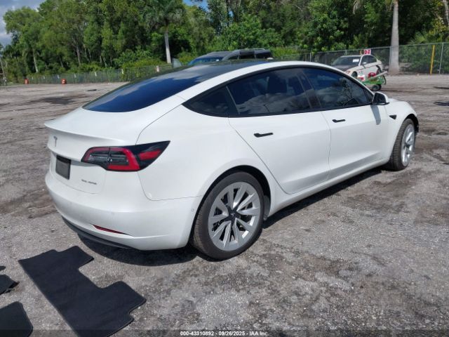 2022 TESLA MODEL 3 5YJ3E1EB7NF110423 Photo 3