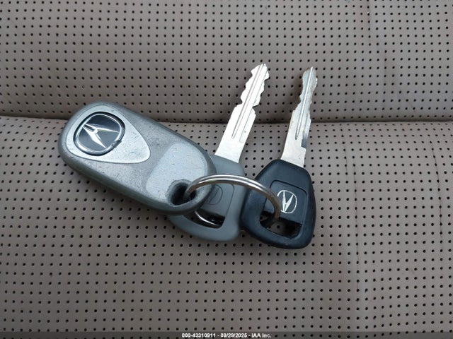 43310911 :رقم المزاد ، 2HNYD189X5H529064 vin ، 2005 Acura Mdx مزاد بيع