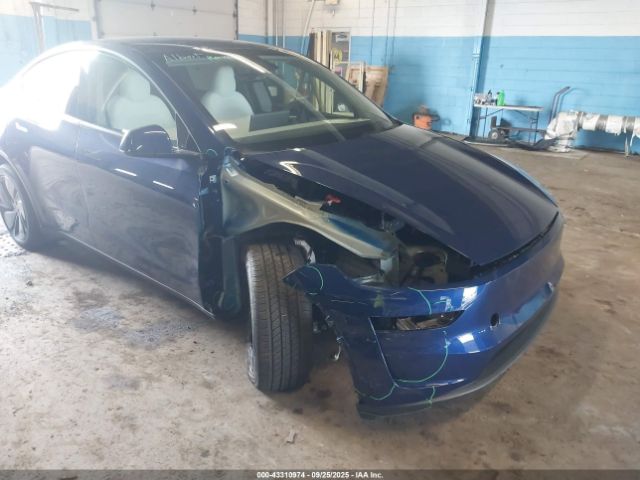 2026 TESLA MODEL Y 7SAYGDEE6TF367312 Photo 5
