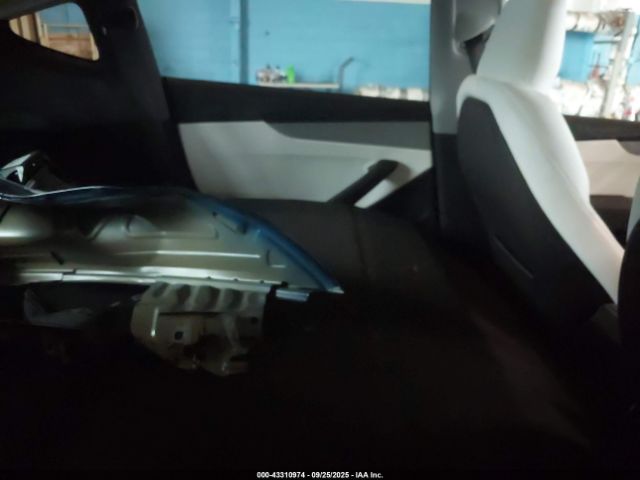 2026 TESLA MODEL Y 7SAYGDEE6TF367312 Photo 7