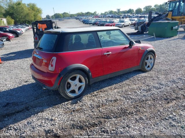 2005 MINI COOPER WMWRC33445TJ63574 Photo 3