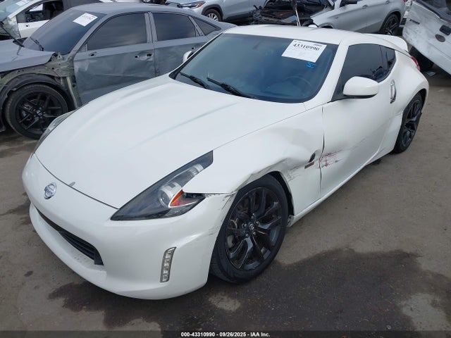 Nissan 370Z 2018 JN1AZ4EH2JM572264 Image 2