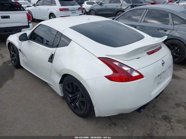 Nissan 370Z 2018 JN1AZ4EH2JM572264 Image 3