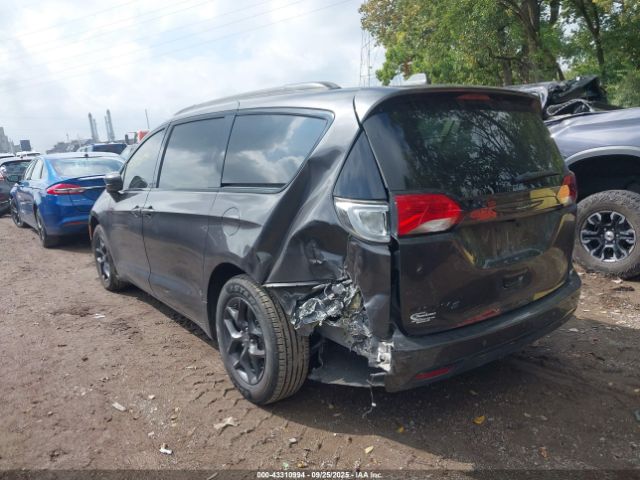 2019 CHRYSLER PACIFICA 2C4RC1BG3KR569657 Photo 2