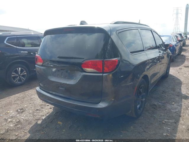 2019 CHRYSLER PACIFICA 2C4RC1BG3KR569657 Photo 3