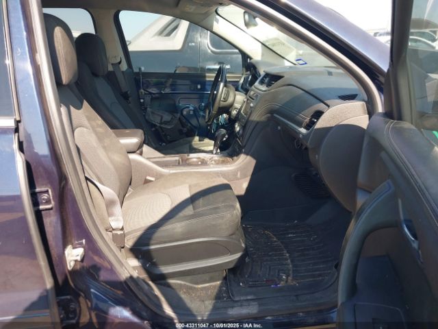2015 CHEVROLET TRAVERSE 1GNKRHKD1FJ351068 Photo 4